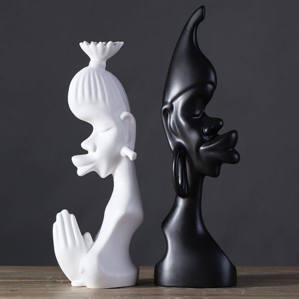 Statuete africa alb si negru